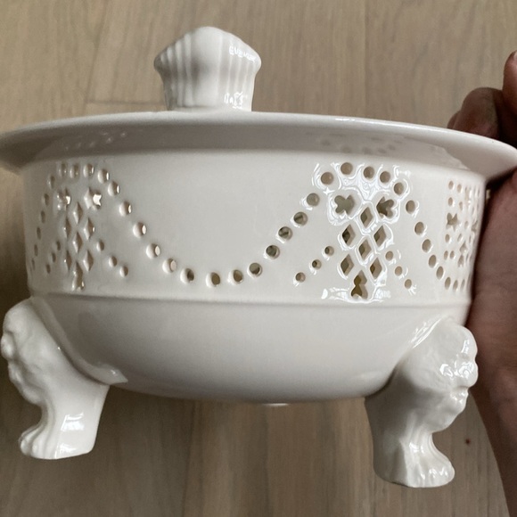 Hartley Greens Leeds Pottery Chocolate Kettle and Lid with Stand - Picture 6 of 12